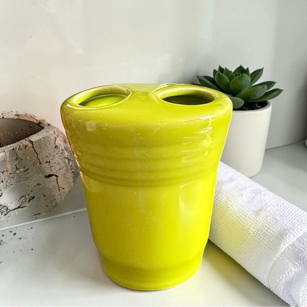 Toothbrush Holder Fiesta Lemongrass (Intro 2009)